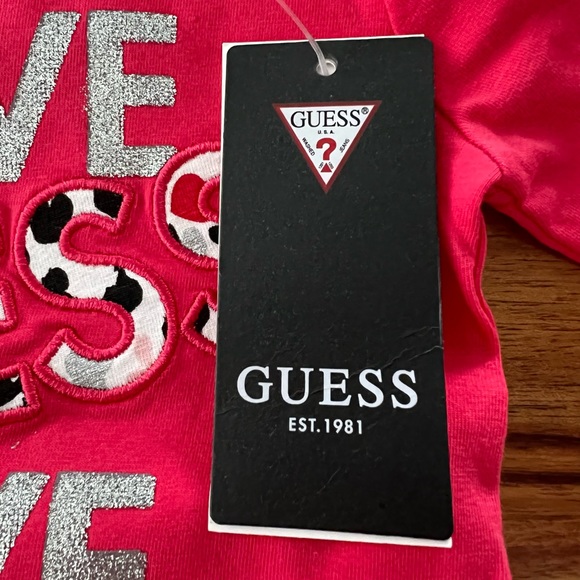 NWT Guess Baby Girls’ 2-Piece Long-Sleeve T-Shirt & Pants Set (6-9M) - Picture 3 of 4